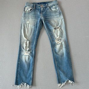 Women’s Zara distressed jeans